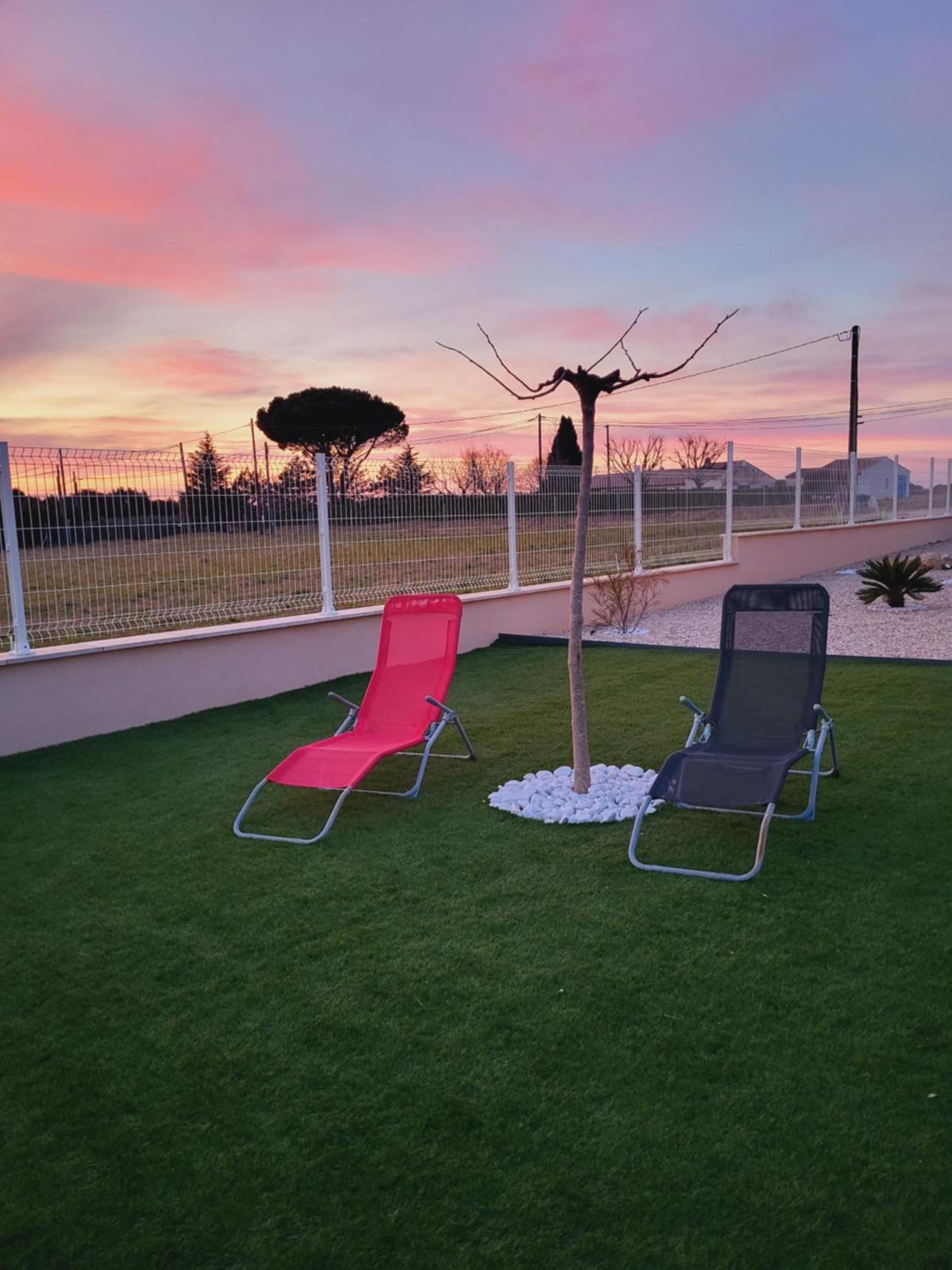 Paquerette Villa Arles Buitenkant foto